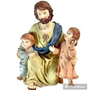 1999 House of Lloyd Jesus And The Children Figurine